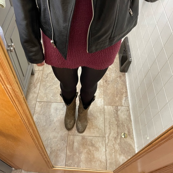 Meet your Posher, Michele - Picture 2 of 2